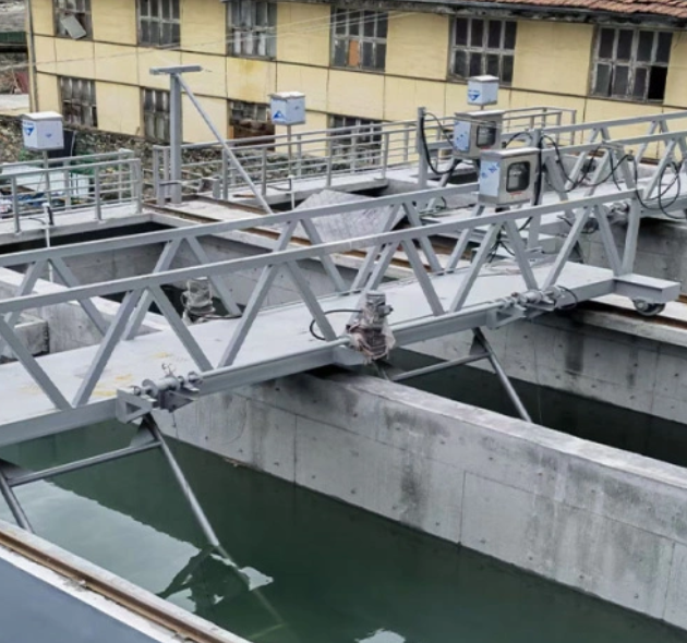 RLS Series Rake Lifting Type Truss Mud Skimmer